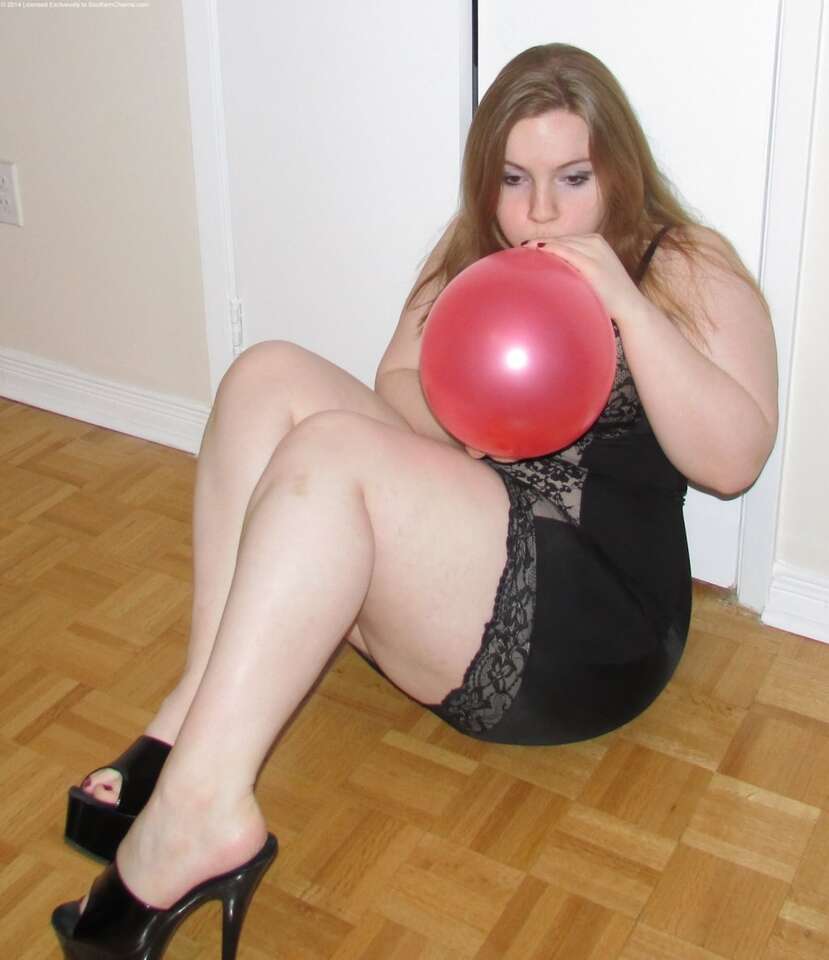 Crystal bottoms gallery