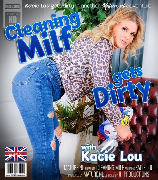 Kacie Lou - Kacie lou is a British big breasted MILF that loves getting dirty while cleaning (28.06.2023)
