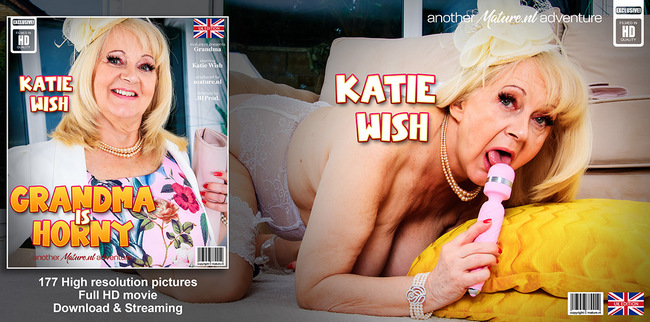 Katie Wish - Katie Wish is a British curvy big breasted granny that loves to play with her shaved pussy (06.11.2023)
