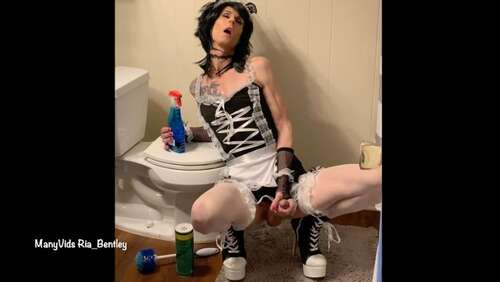 Ria_Bentley – Sissy French Maid Shows It All - Cover