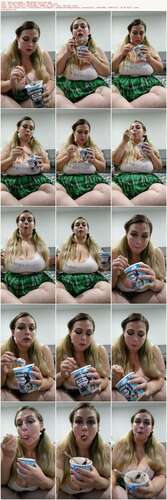 Miss_Luna_Magic - Bbw Eating Ice Cream - Preview