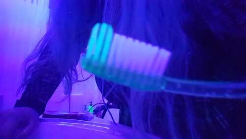 Miss_Luna_Magic - Bbw Uv Tooth Brushing - Cover