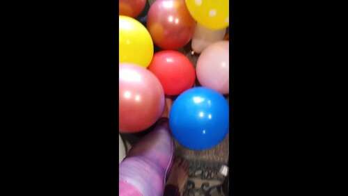 Miss_Luna_Magic – Bbw Walking Through Balloons - Cover