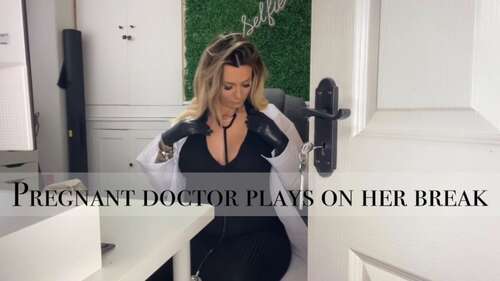 Megan_Pkr – Pregnant Doctor Plays On Lunch Break 1080p - Cover