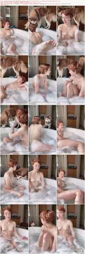 Aliceoncam - 10 01 2021 2005992994 - Bloopers And Goofs From The Bath. It S Mostly Just Kurama Being Nosy. 1280p - Preview