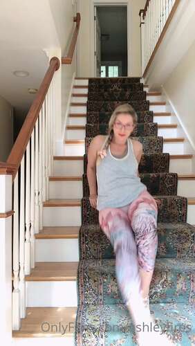 Ashleyfires – 01 09 2020 814394280 – Took A Little Break From Cleaning My House. Free Virtual Date To The First Person To Guess My Panty 1280p - Cover