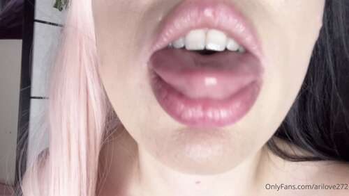 Arilove272 – 24 10 2022 2651927737 – Face Sitting Lens Licking For All My Ass Tongue Fans 1080p - Cover