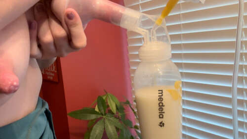 Bumpinbaccas - Pumping and swallowing 8 oz of breastmilk 1080p - Cover