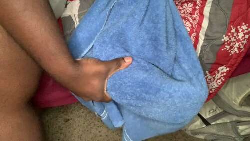 MacGee – BIG OILY FEET 1080p - Cover