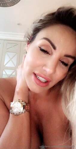 Danniiharwood – 26 03 2019 5642683 – I Wanna Play 1232p - Cover