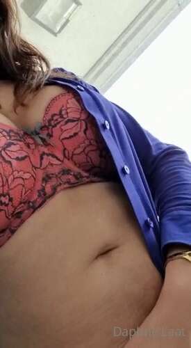 Daphnelaat – 14 04 2022 2424698355 0H199Uekyumgtuzo6Qg4R Source 640p - Cover