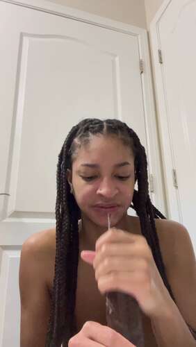 Foxybrown20 – Deepthroat Dildo Spit Fetish 3840p - Cover