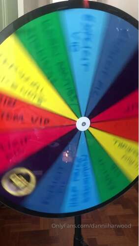 Danniiharwood – 25 08 2019 10052550 – Spin The Wheel 720p - Cover