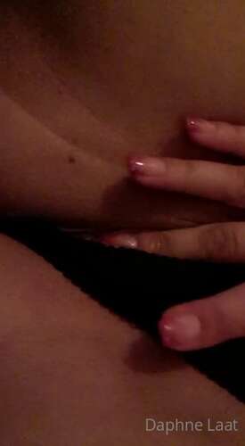 Daphnelaat – 06 06 2021 2128913574 – Goedemorgen. Speel Je Mee Hihi X Daphne 640p - Cover