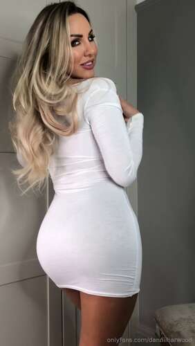 Danniiharwood – 13 06 2019 7599737 – Check Your Inbox 1280p - Cover