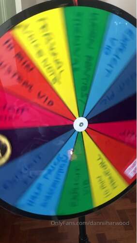 Danniiharwood – 25 08 2019 10052357 – Spin The Wheel 720p - Cover