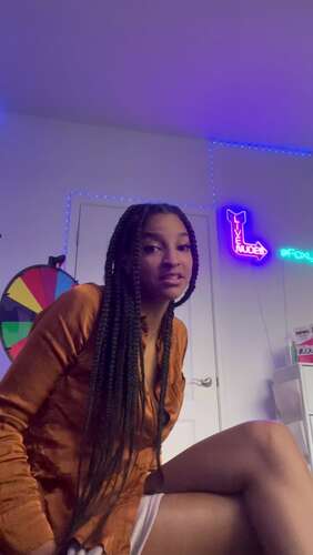 Foxybrown20 – Crazy Neighbor 3840p - Cover