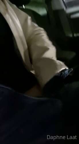 Daphnelaat – 06 10 2021 2239623375 – Heerlijk Geil In De Auto Hihi X Daphne 640p - Cover