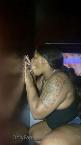 Leedahotwife – 07 08 2023 2971357303 – Good Throat 4 1920p - Cover