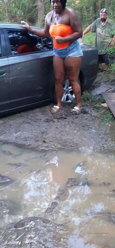 Leedahotwife – 01 09 2020 816148163 – Stuck In The Woods Trying To Film Content 2336p - Cover