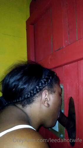 Leedahotwife – 08 06 2021 2130514108 – Quick Gloryhole With A Full Load 1920p - Cover