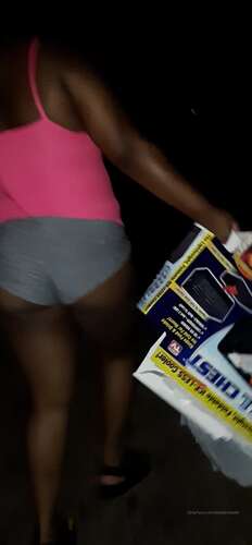 Leedahotwife – 16 07 2020 541137233 – Trash Walk 2336p - Cover