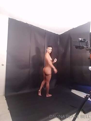 Davinablakebell – 12 06 2020 46778363 – Photos Are Meh. But The Idea Is There 1440p - Cover