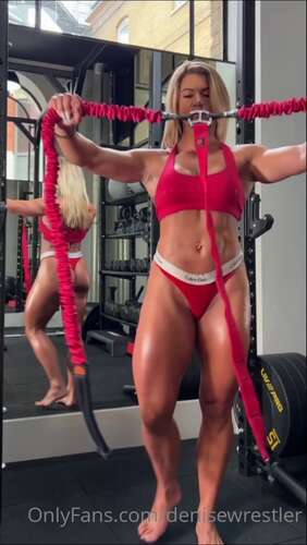 Deniseanders – 18 10 2022 2630661059 – Playing Around In My Gym Pumping My Biceps With My Red Band Making Them All Swole 1280p - Cover