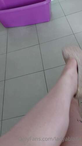 Ladyabla84 – 09 06 2022 2482805209 – Saranno Tutti Sudati Dentro Questo Meraviglioso D Collet Piedini 1920p - Cover