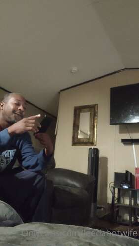 Leedahotwife – 01 03 2022 2379252440 – Tipping The Dasher 1920p - Cover