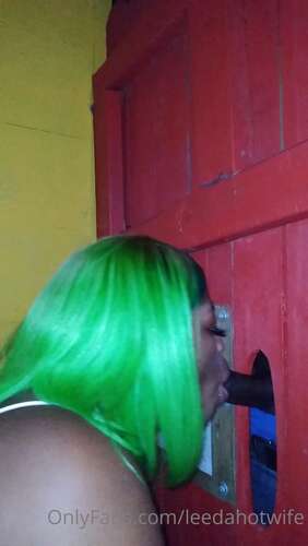 Leedahotwife – 07 05 2021 2103236834 – More Glory Hole Action 1920p - Cover