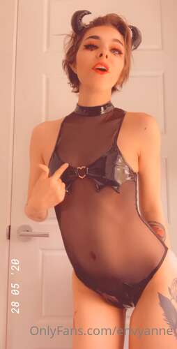 Envyanne – 2020 05 28 43196170 – Gonna Dump Some Clips. Getting Our Internet Today So I Can Actually Film 1232p - Cover