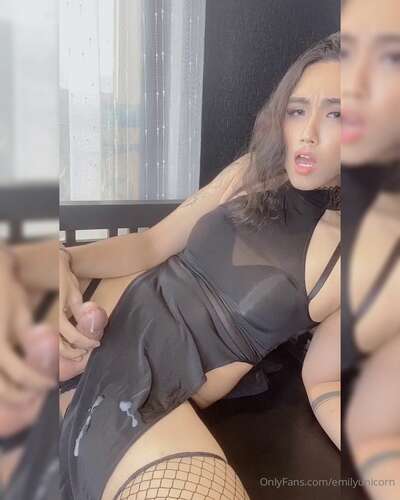 Emilyunicorn – 18 04 2020 242339721 – Lick It Off My Dress 1280p - Cover