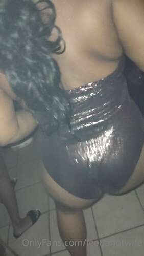 Leedahotwife – 30 12 2021 2315354653 – Christmas Night Party 3 1920p - Cover