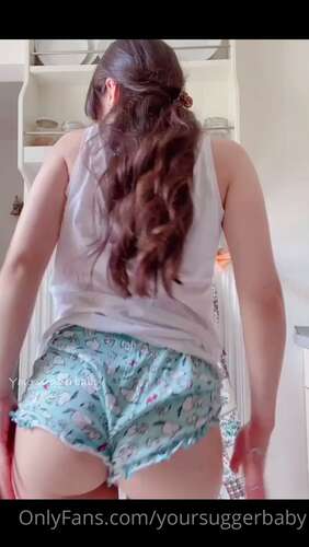 Yoursuggerbaby – 2021 05 24 2117864314 – I Took This While Making Breakfast Hehe – I Promise Cooking With Me Is So Much Fun – You Could 1920p - Cover