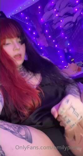 Emilypiexo – 16 11 2022 2677781878 – Close Ur Eyes And Open Wide I Ve Got A Surprise For U 720p - Cover