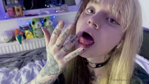 Emilypiexo – 14 07 2021 2156553098 1080p - Cover