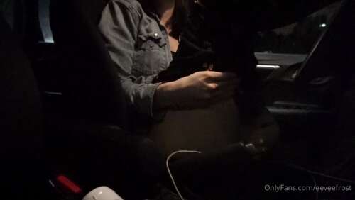 Eeveefrost – 11 04 2020 31028734 – Risky Public Play 720p - Cover