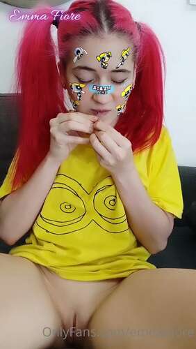 Emmafiore – 23 11 2021 2281832807 – Masturbating Relaxes Me To Sleep………………………………………… 1920p - Cover