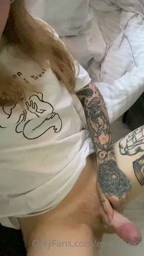 Emilypiexo – 11 09 2020 874798480 – Can Anyone Lend Me A Hand 1920p - Cover