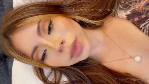 Emma 55 – 03 10 2021 2236910312 – Reading A Poem For You Before Going To Bed In Other Ocasi N I Won T Miss To Put T 720p - Cover