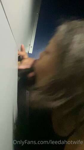 Leedahotwife – 28 01 2023 2756980986 – Catch Me At The Gloryhole 1920p - Cover