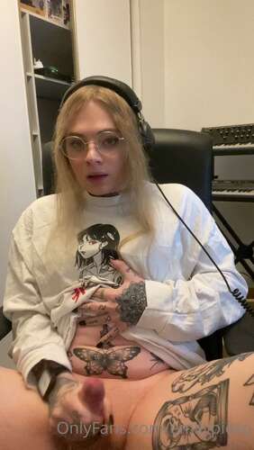 Emilypiexo – 16 01 2021 1544699199 – Don T Forget To Check Out Part 2 To See Me Cum 1920p - Cover