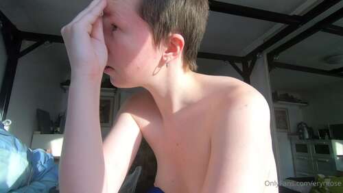 Erynrose – 30 06 2020 456005970 – Spontaneously Decided To Do Some Super Feminine Make Up 760p - Cover