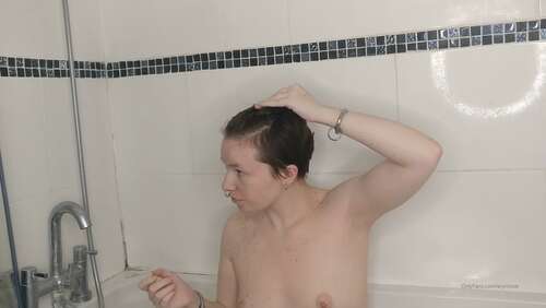 Erynrose – 11 01 2021 1535704014 – With Not Being Able To Visit A Barber For 1080p - Cover