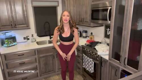 TSVEGASVALENTINE – Unboxing – Lululemon 1080p - Cover