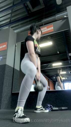 Feyafern – 02 09 2020 815091097 – Butt Workout Hey Friends Did You Know I Actually Love Working Out It S Been So Long Sin 1920p - Cover