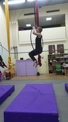 Erynrose – 13 03 2020 169952852 – Instructor Keep Your Knees And Your Ankles Together Willow 1920p - Cover