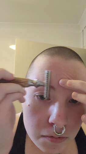 Erynrose – 17 05 2022 2454145583 – Eyebrow Shaving For Last Weekend S Birmingham Bizarre Bazar Where 1920p - Cover