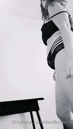 Devilbrienne – 27 11 2020 1337024565 – Too Big Tall Amazon For You Stay Under Me Small And Insignificant Before My Greatness 1280p - Cover